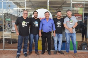 Antônio Heberlê (Embrapa), Rodrigo Pimenta (InovaHub), Antônio Guerra (Embrapa), Rennan Campos (InovaHub) e Castro Junior (InovaCafé)